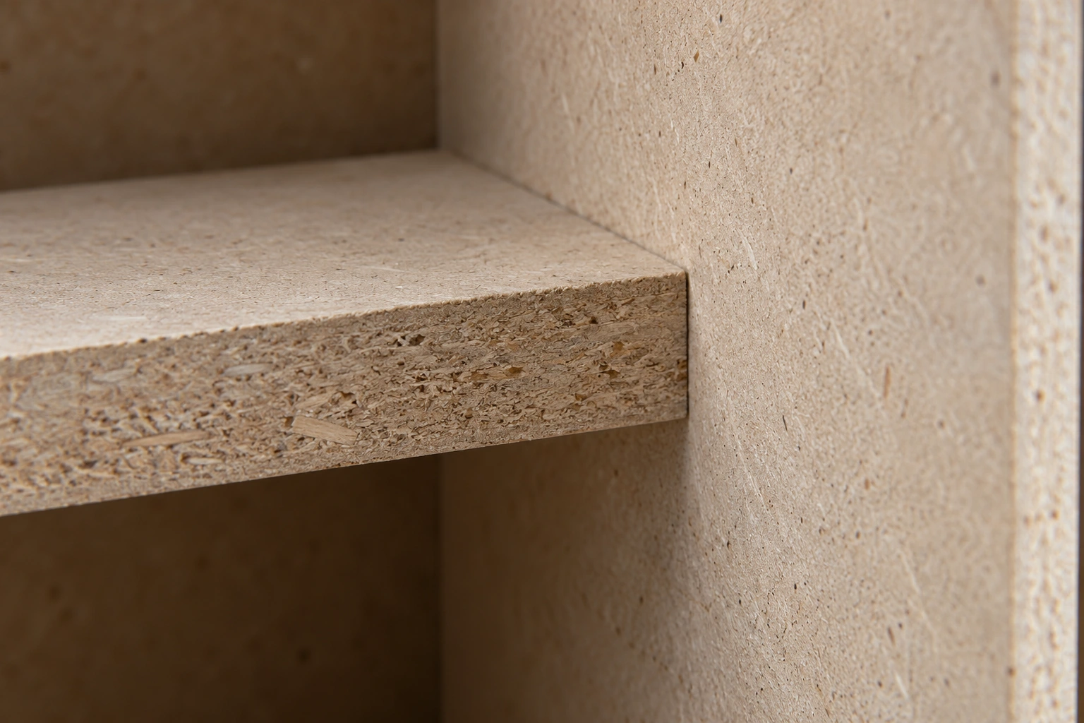 Kotak spacer backing panel dinding papan rekayasa 18 mm · Detail material